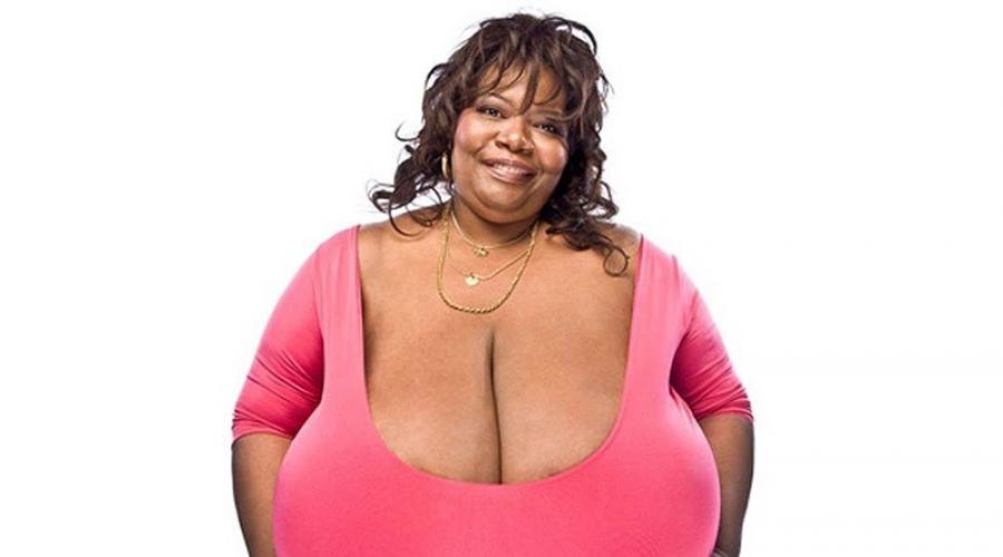 Velká prsa jsou potěšením pro každého hravého muže.  Ženy s obrovskými prsy (21 fotografií) Dívky s velkými krásnými prsy